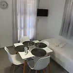 Holidays In Paros Apartment *