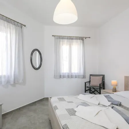 Holidays In Paros Apartment