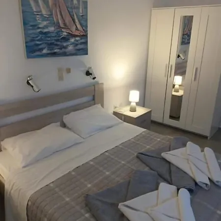 Apartment Holidays In Paros *