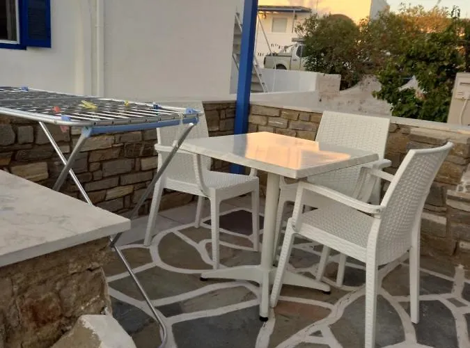 Holidays In Paros Alikí