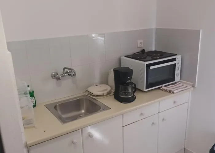 Holidays In Paros Apartman Alikí