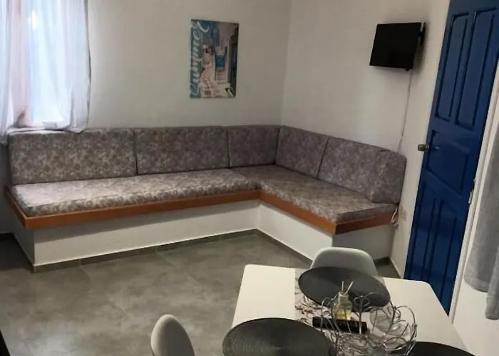 Apartman Holidays In Paros Alikí
