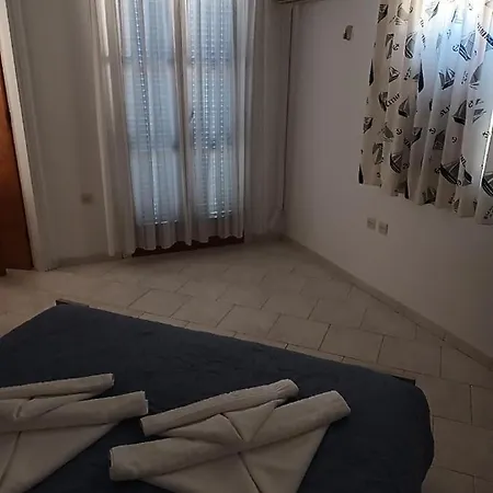 Holidays In Paros * Aliki (Paros)