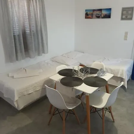 Holidays In Paros Appartement Alikí