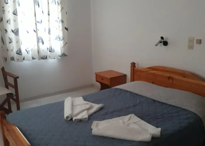 Holidays In Paros Apartament Alikí